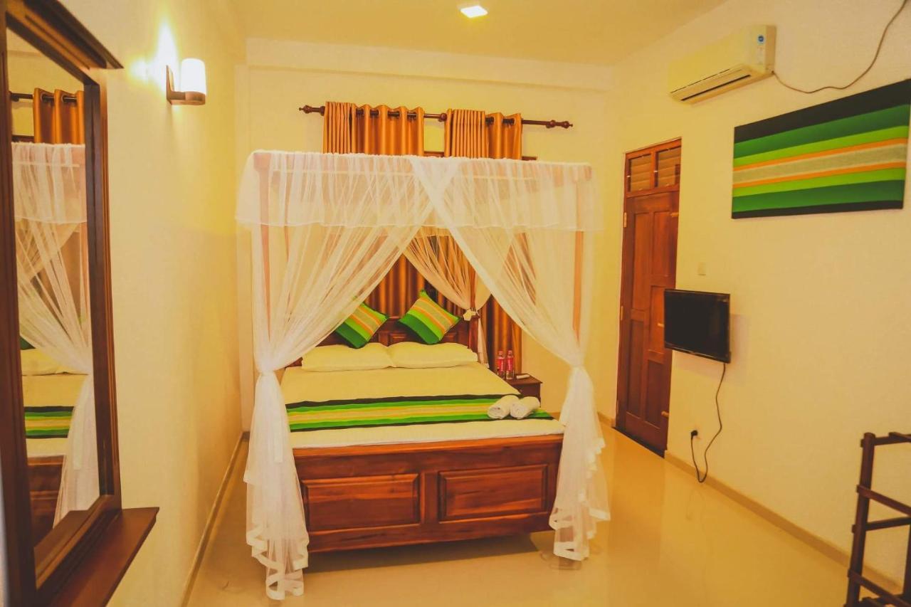 Lanka Villa Mirissa Buitenkant foto